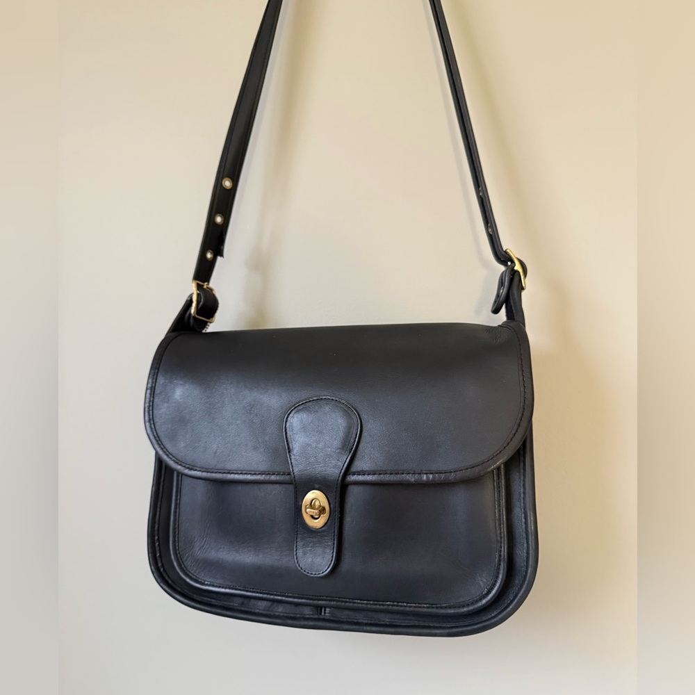 Coach Vintage 80’s OG Black Rambler Leather Crossbody Bag 9735
